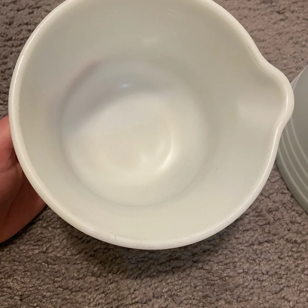 Pyrex Milk glass Mixing bowls Vtg ribbed